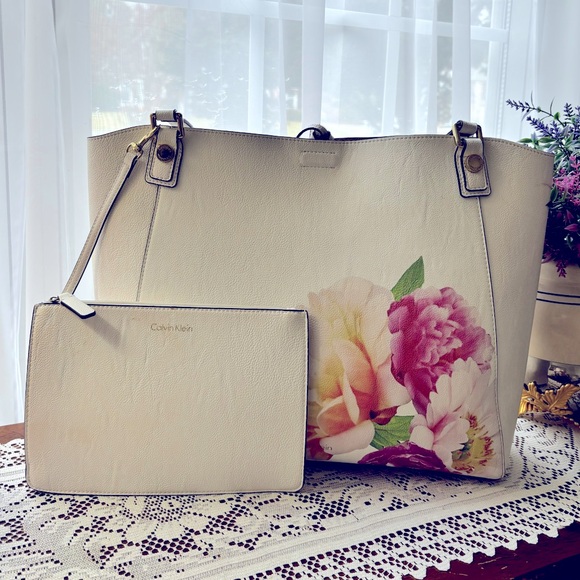 🔥Calvin Klein Leather Floral Tote and Pouch PRICED TO SELL - Picture 1 of 9